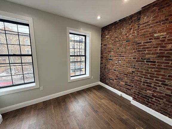 4th image of 373 New Jersey Ave Floor 2