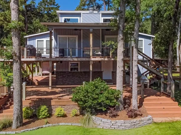 470 S Lakeview Dr, Pointblank, TX 77364