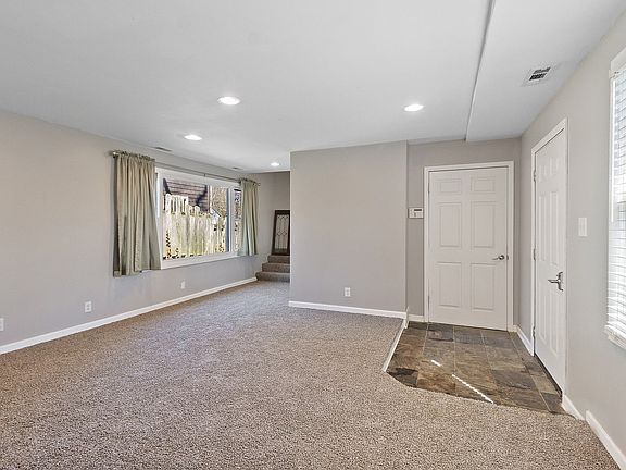 5th image of 138 W Haven Ave