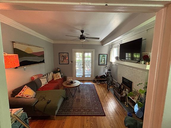 3rd image of 88 Waddell St NE #1