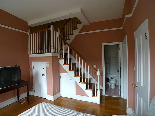 Rented by Aryeh Realty | media 1