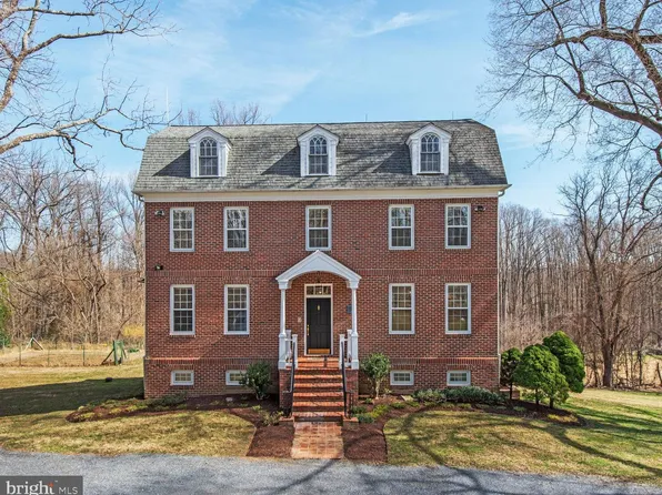 9 North St, Brookeville, MD 20833