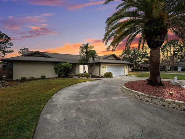 5449 Dahlgren Dr, New Port Richey, FL 34652