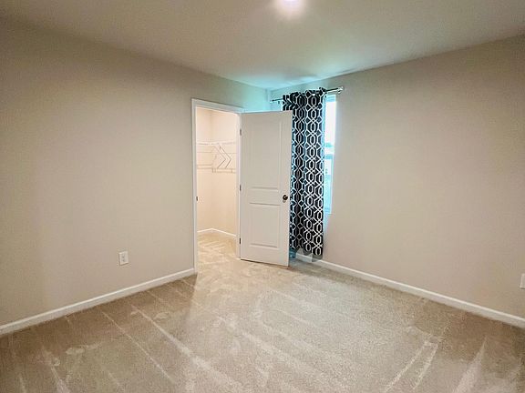 5th image of 1460 Burgundy Bluff Ln