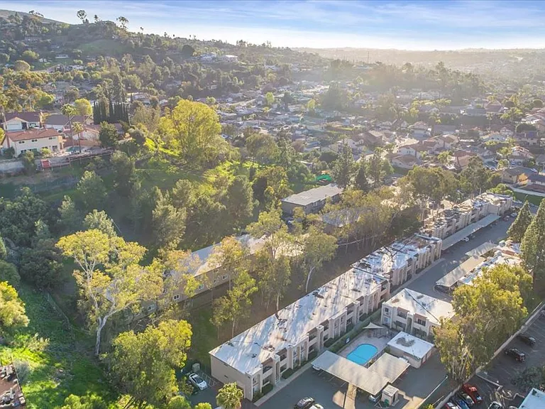 Kenora Terrace Apartments - Spring Valley, CA — Photo 25