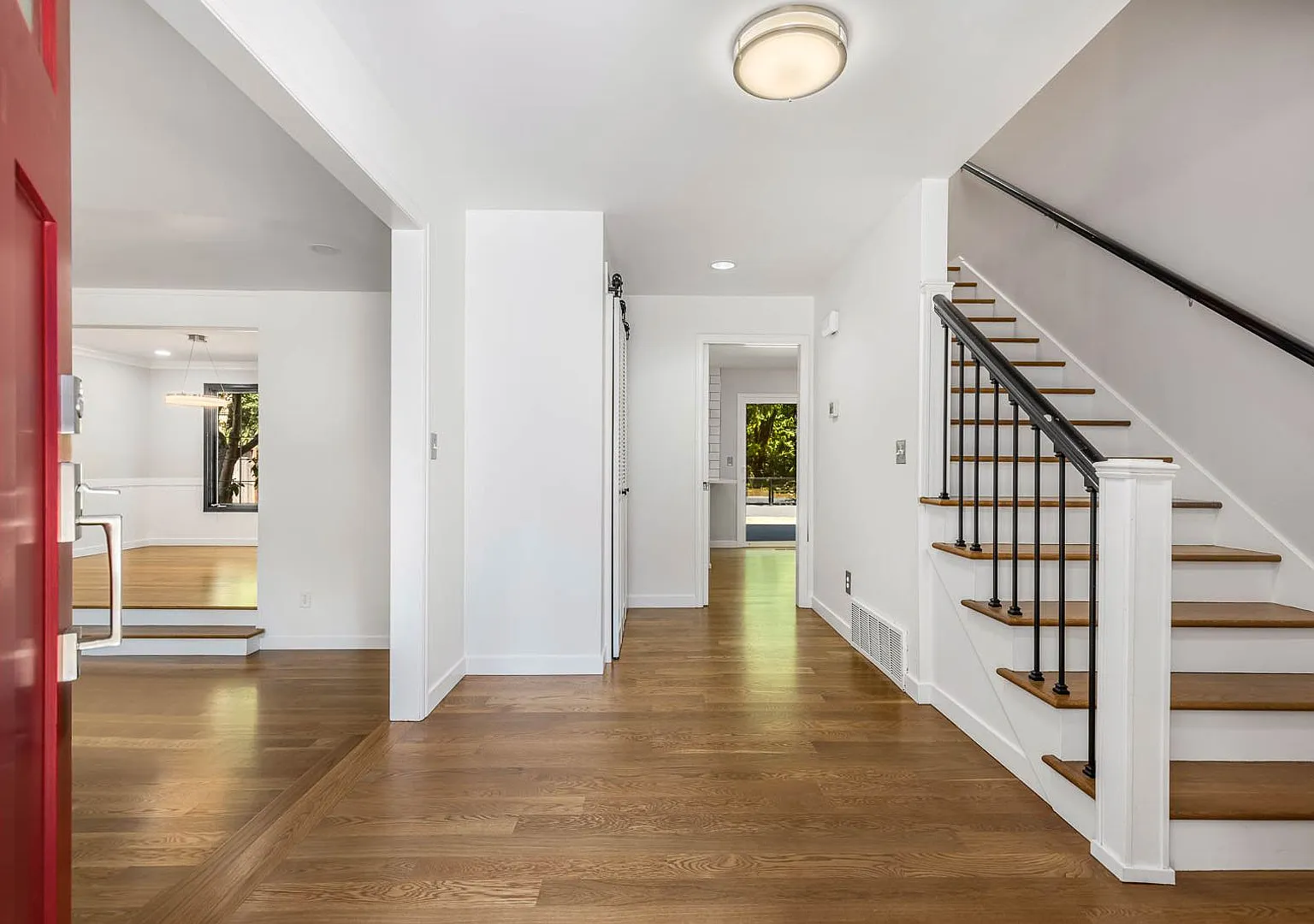 Luxury 4 Bedroom Timberline Retreat with Designer Updates & Greenbelt Views — Photo 2
