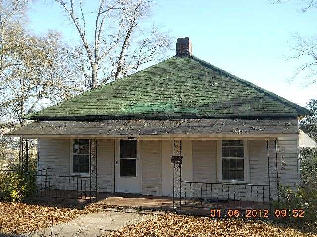 1107 Houston St.
