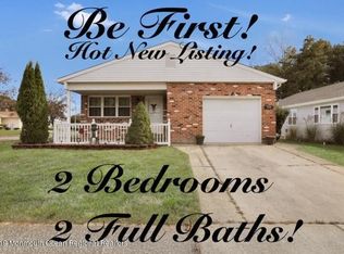 354 Costa Mesa Dr, Toms River, NJ 08757