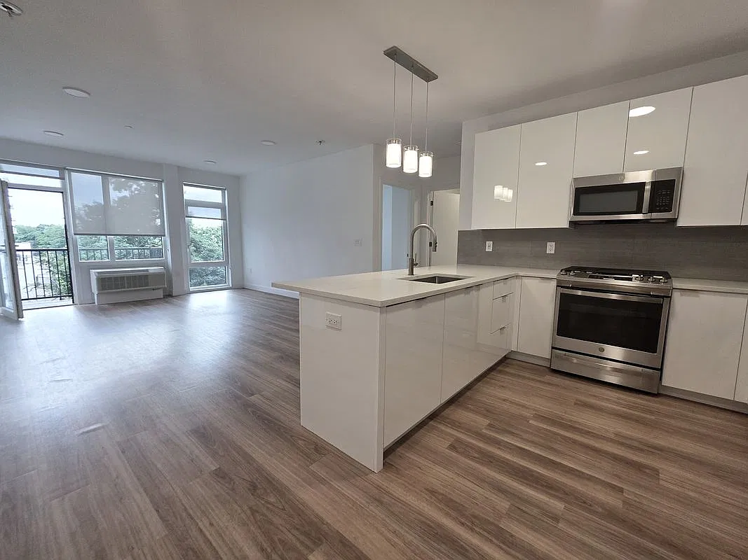 1 bed, 1.0 bath, 750 sqft, $2,575 — Photo 3