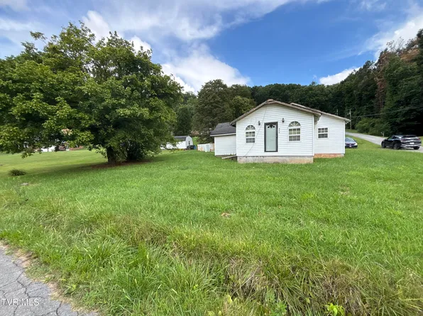 102 Piedmont St, Elizabethton, TN 37643