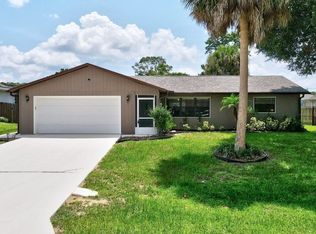 585 Ray St, Sebastian, FL 32958