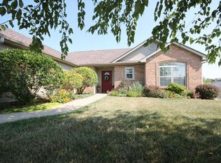 105 N Jackal Dr, Columbia, MO 65202