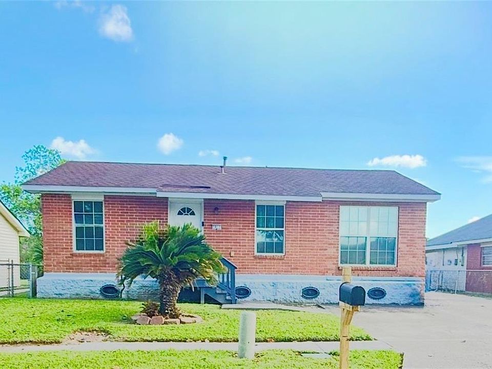 1st image of 5817 Lacombe Ave