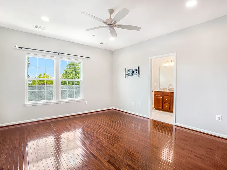 22764 Autumn Breeze Ave — Photo 23