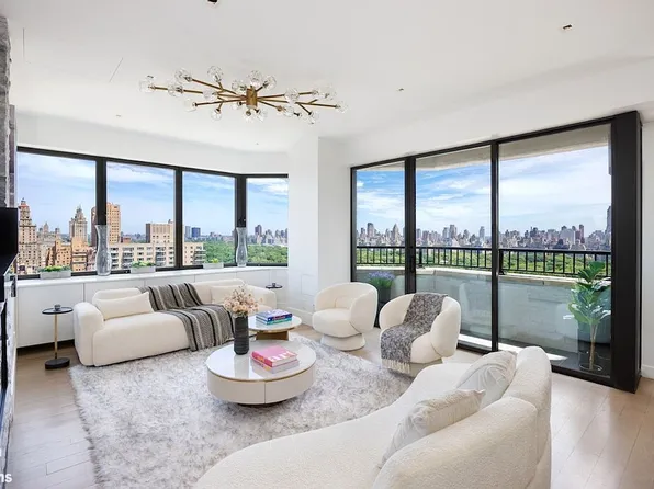 22 W 66th St #Penthouse, New York, NY 10023