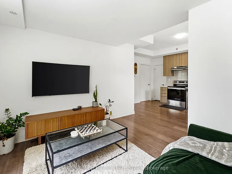 60 Orchid Place Dr #1 — Photo 7