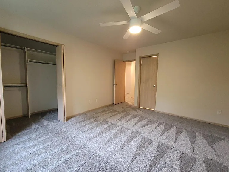 205 SW South Ave — Photo 12