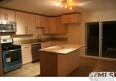 5th image of 15636 Lemarsh St