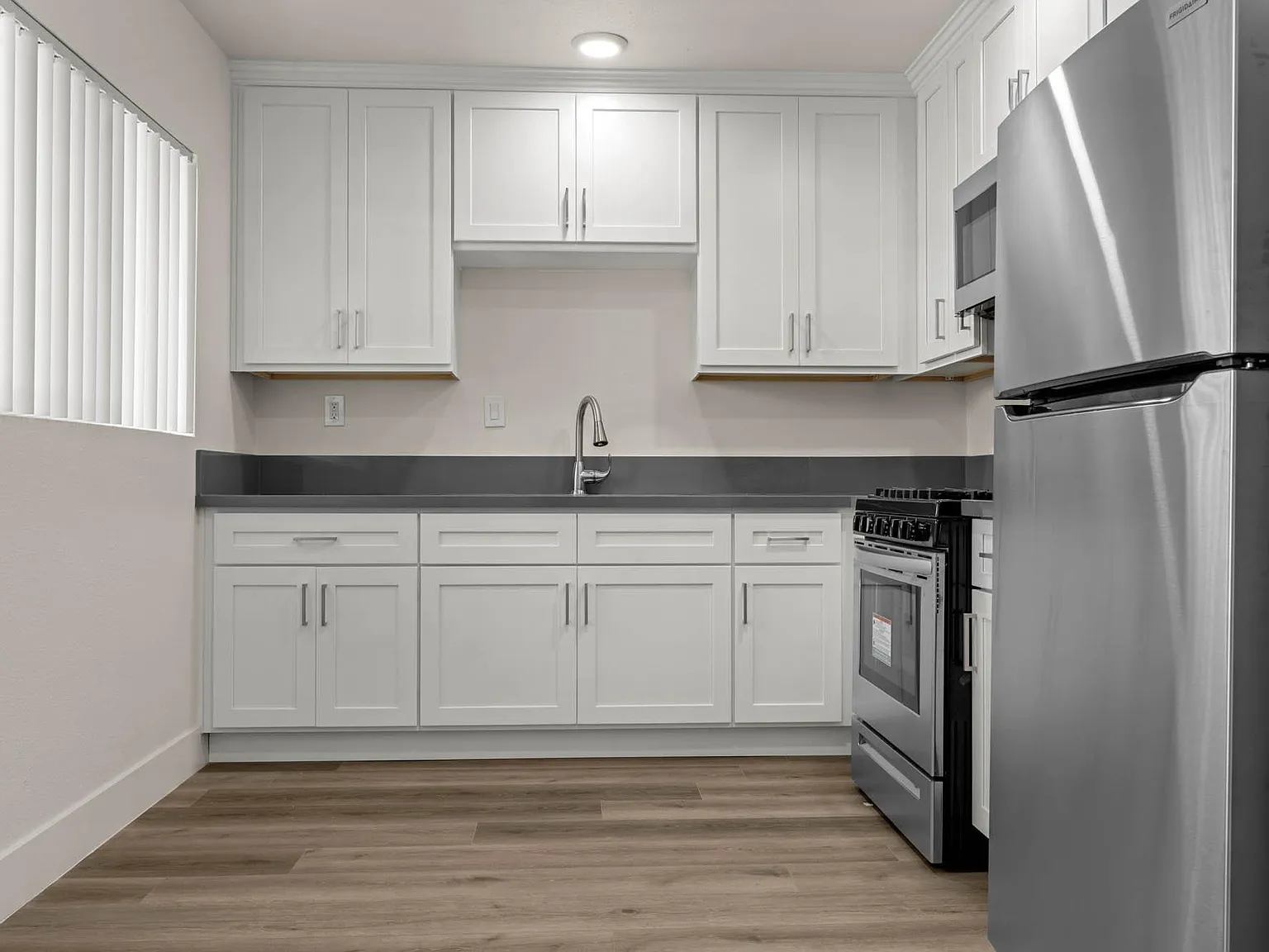4764 Forman Ave. — Photo 1