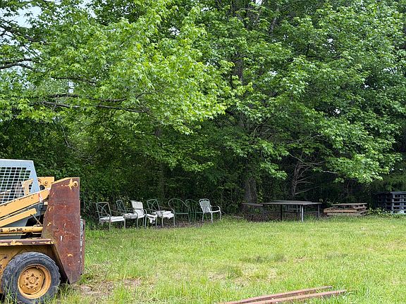 5th image of 368 County Road 521