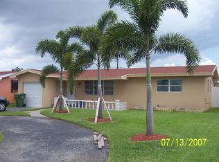 7781 NW 10th St, Pembroke Pines, FL 33024