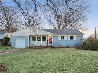 2332 Wharton Ct, Norfolk, VA 23518