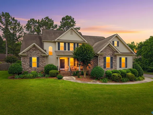 101 Old Fence Row, Meridianville, AL 35759