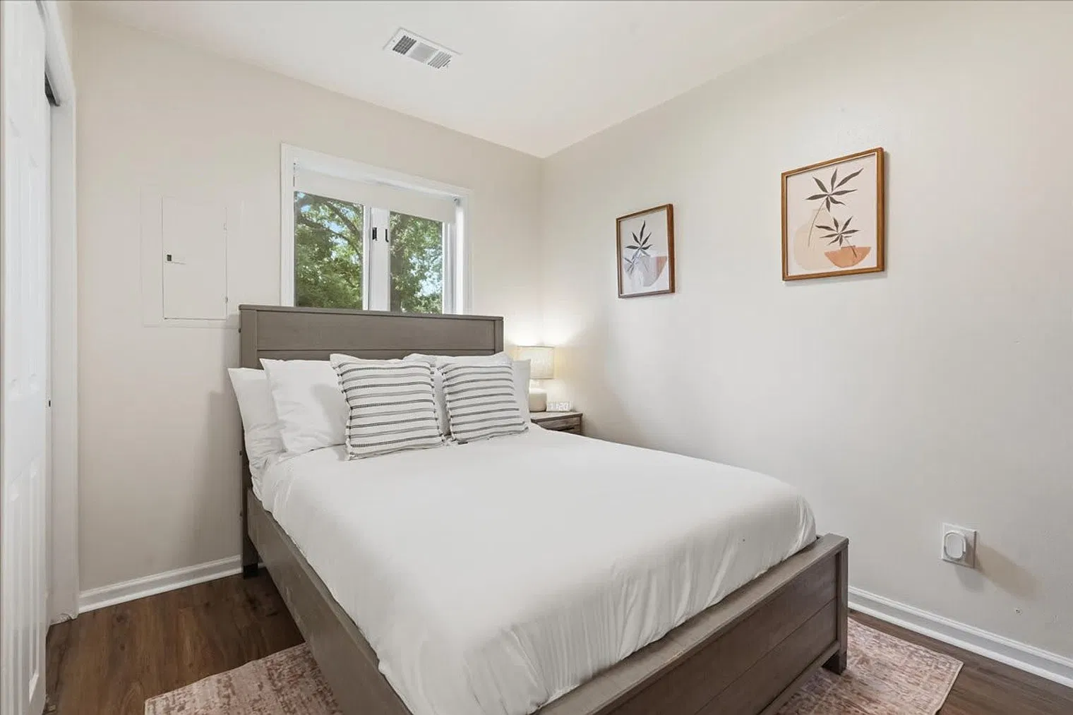 2 bed, 1.0 bath, 764 sqft, $3,159 — Photo 4