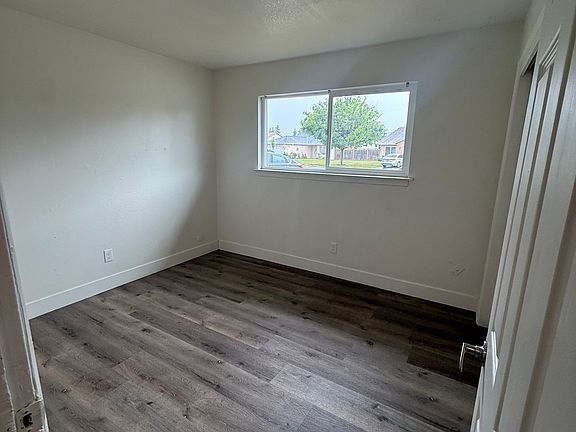 4th image of 103 Cordova Ln #107