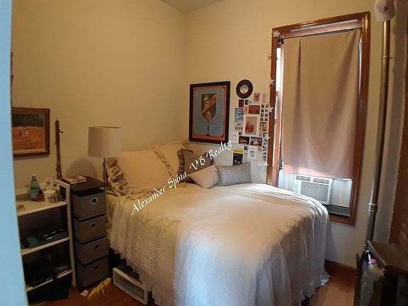 4th image of 67 E 2nd St #43S