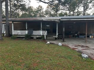 15560 9th St, Coden, AL 36523