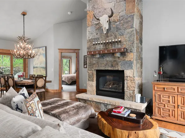 1076 Steamboat Boulevard, Steamboat Springs, CO 80487