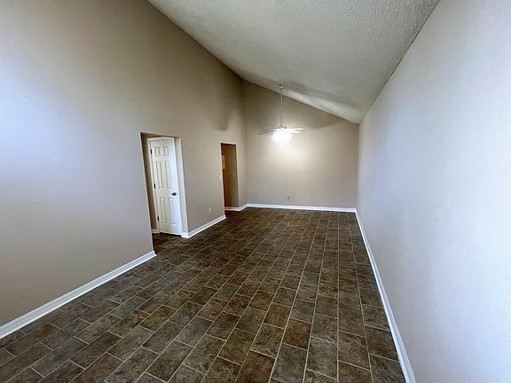 4th image of 8160 San Jose Manor Dr E APT 1