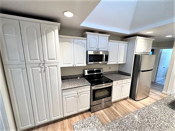 Eat in Kitchen Area