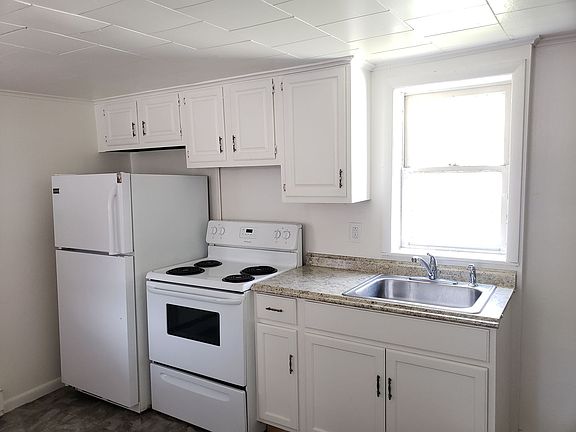 5th image of 117 N Franklin St #118