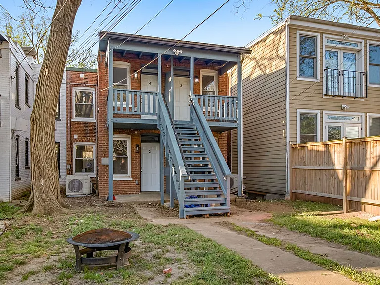 1428 A St SE #2 — Photo 20
