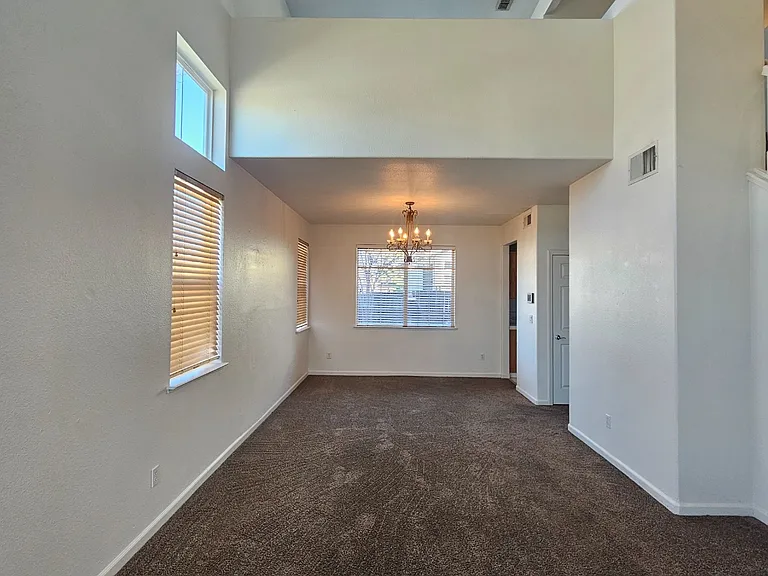 1594 Lankershire Dr — Photo 4