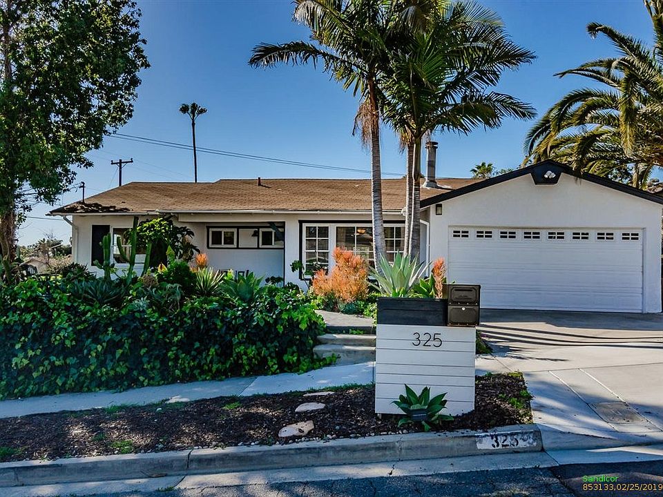 1st image of 325 Camelot Dr