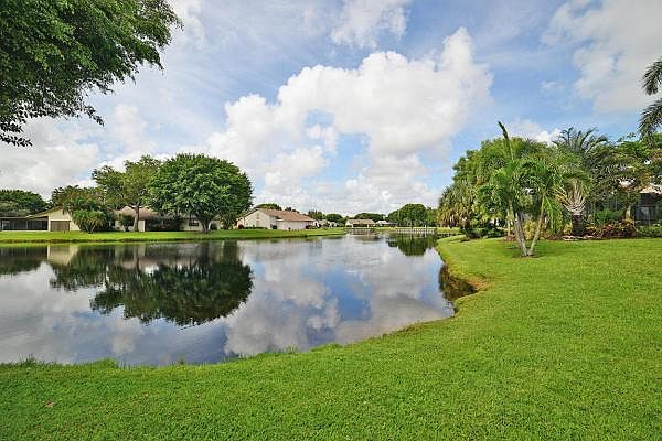 Home For Sale In Boca Delray