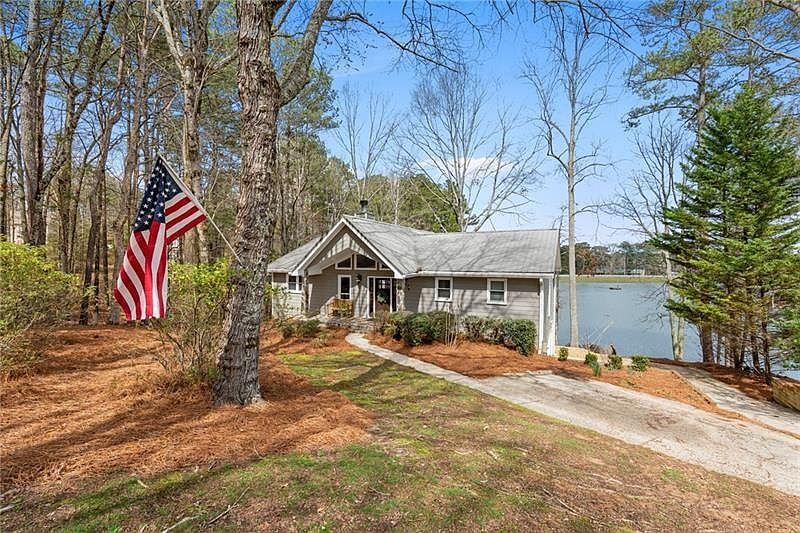 1st image of 7180 Lakemond Ct