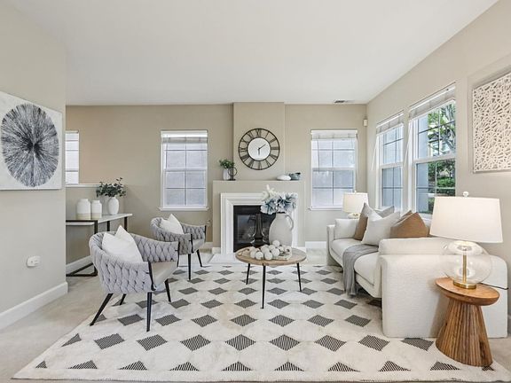 2nd image of 3742 Evangelho Cir