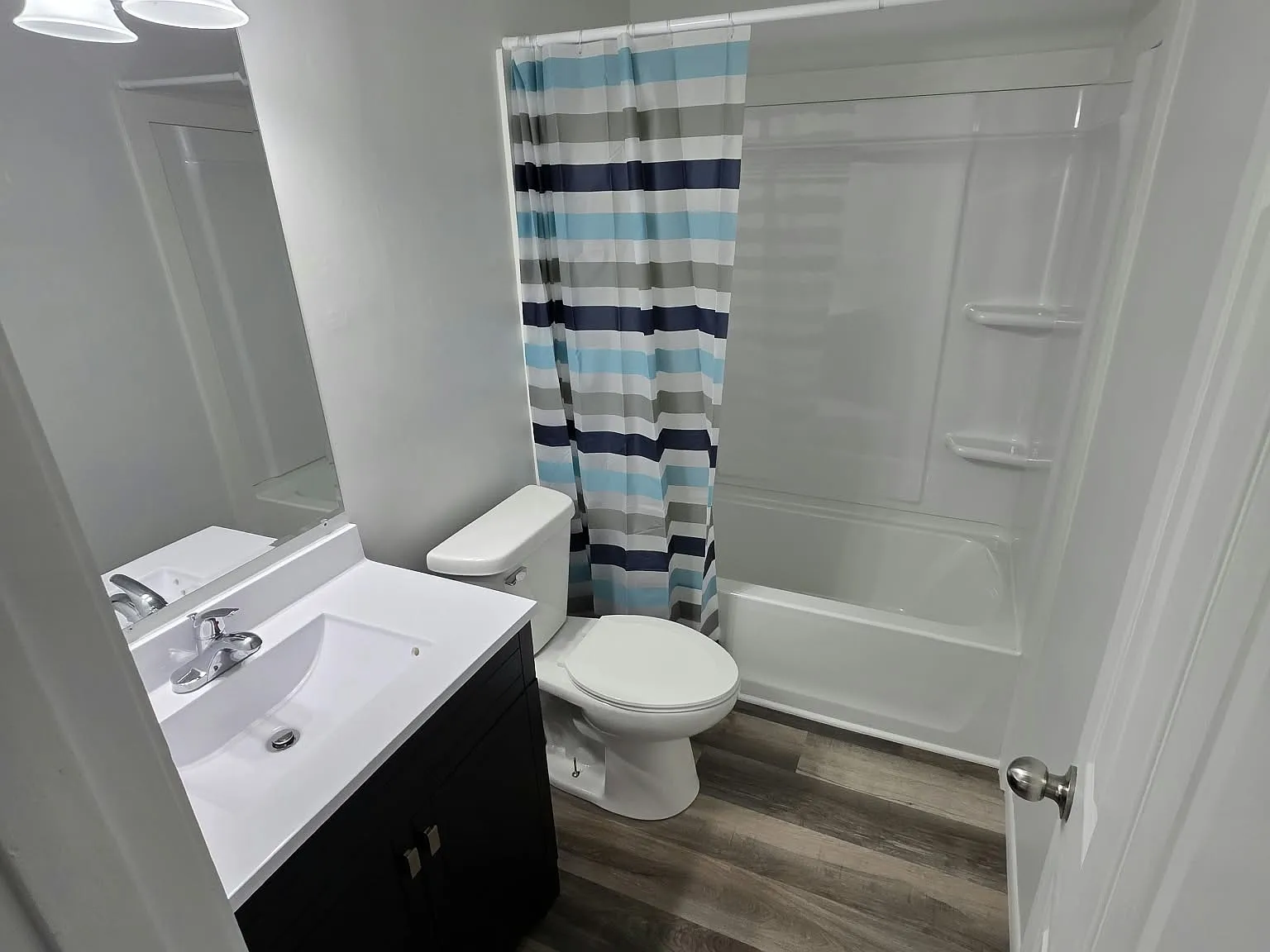 2 bed, $975 — Photo 4