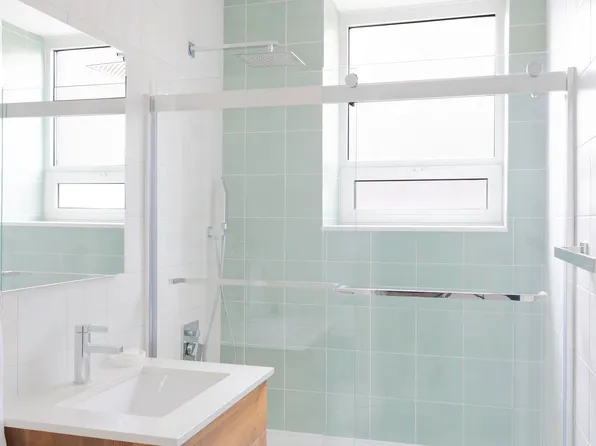 340 West 55th Street image 7 of 10