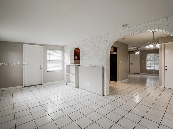 5th image of 1850 NW 47th Ave