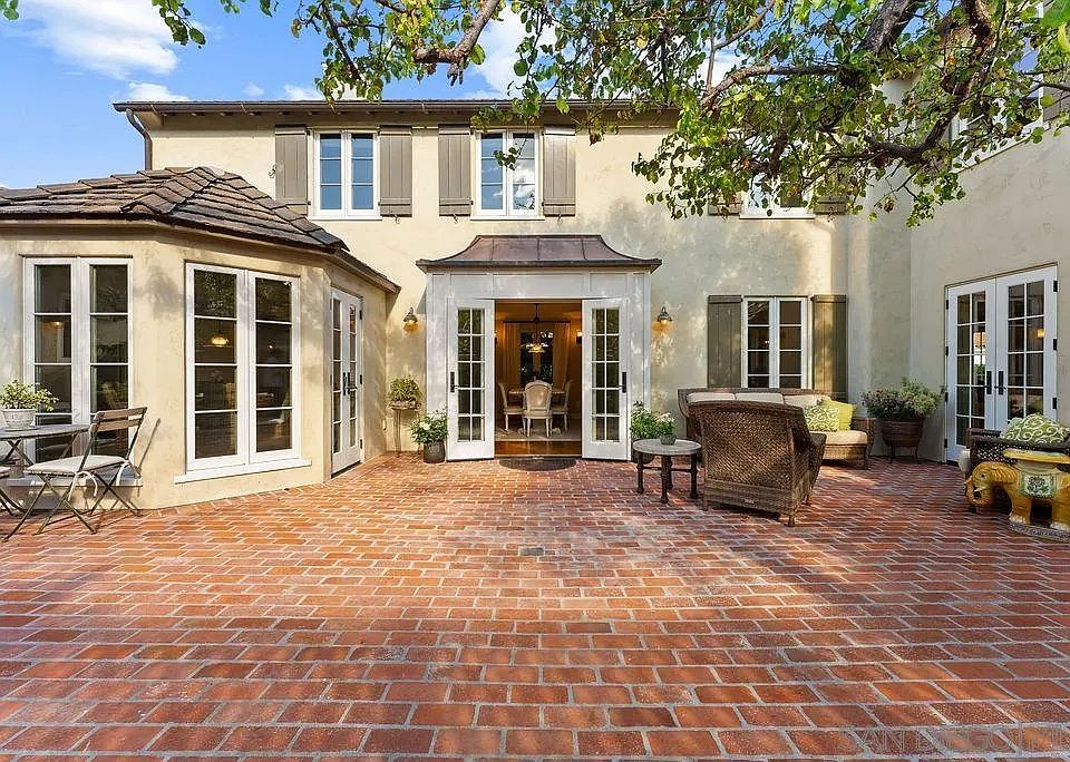 1st image of 7725 Whitefield Pl