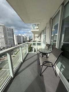 4th image of 5601 Collins Ave APT 1219