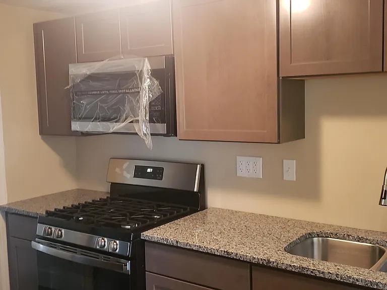 1641 Pasadena Ave #1 — Photo 5
