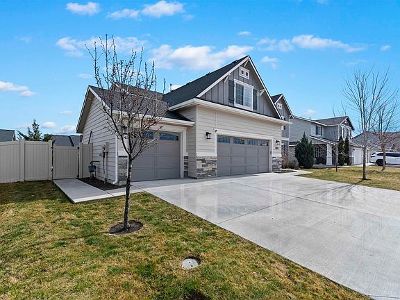 4th image of 6908 S Allegiance Ave