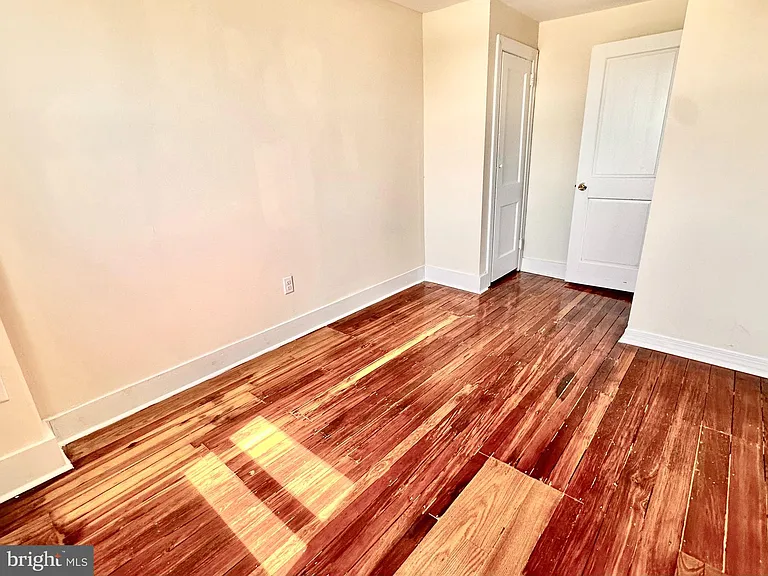 3400 Henry Ave #3R — Photo 5