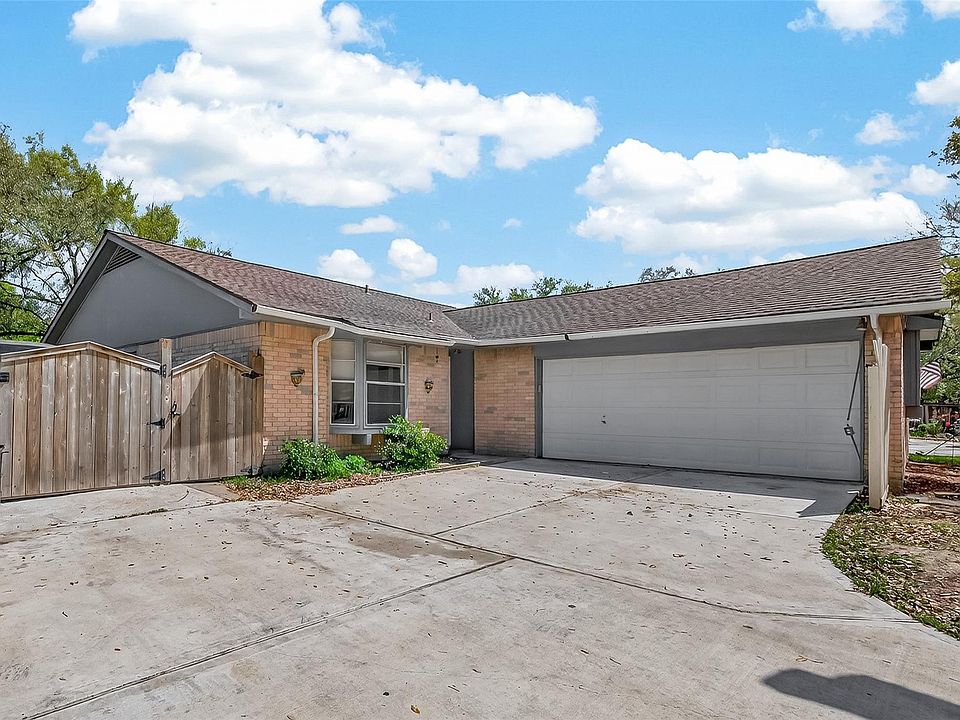 1st image of 16643 Seawolf Dr